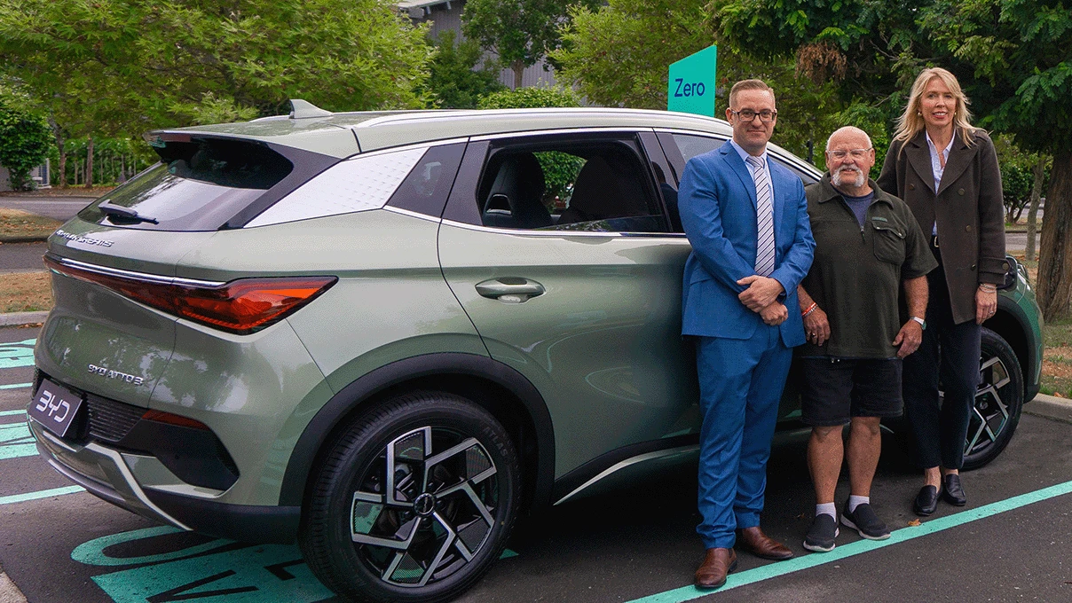 David with Meridian and BYD staff next to his new BYD ATTO 3
