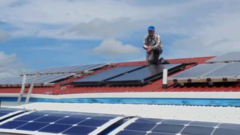 Meridian solar feilding